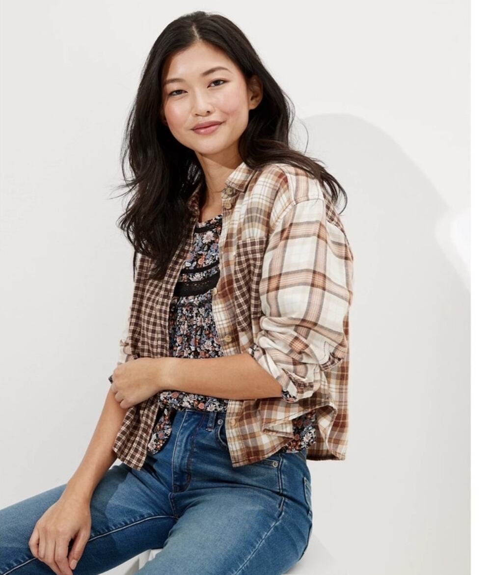 American Eagle Cozy Cabin Cropped Flannel Plaid Shirt Brown NWT Size M